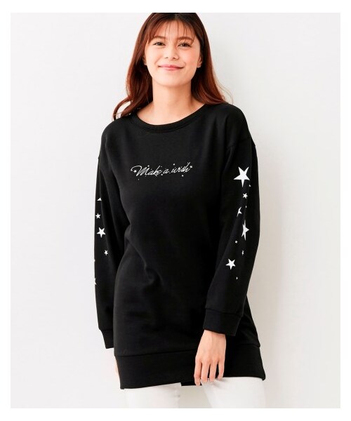 nissen（ニッセン）の「大きいサイズ裏起毛プリントチュニック（チュニック・レディース・【不要】ラズベリーピンク/【不要】ネイビー(ポップコーン)/【不要】ピーコックブルー(地図柄)/【不要】チャコールグレー(ビッグロゴ)/【不要】黒(スター)/【不要】モカベージュ(フラワー)/【不要】ネイビー(ノルディック)/【不要】グリーン(カレッジ)/【不要】カーキ×チェック/【不要】ピンク×ネイビー/【不要】黒(パネルプリント)/【不要】マスタード(ブルドッグ)/【不要】杢ライトグレー(ランダムロゴ)/【不要】黒×ピーコックブルー×杢/【不要】ブラウン(マウンテン)/【不要】フォレストグリーン(袖ロゴ)/杢グレー(DOG)/【不要】カーキ(パネルプリント)/【不要】ネイビー(重ね着風)/黒(サボテン)/【不要】ワイン系(切替)/【不要】黒(バックロゴ)/パープル(星柄)/黒系(ギンガム)/黒(ロゴ・ワッペン)/ピンクベージュ(アニマル)/ブラウン(雪柄)/ブルー(ボックスロゴ)/ネイビー(袖ロゴ)/杢チャコールグレー(カレッジ)/オフホワイト(ロゴ)/カーキ(バックロゴ)・L/LL/3L/4L/5L/6L/8L/10L）」の12枚目の写真