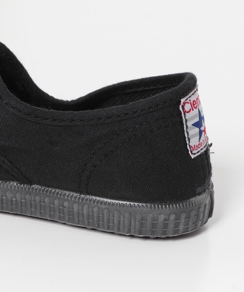 URBAN RESEARCH DOORS(アーバンリサーチドアーズ)の「Cienta キャンバスシューズ(KIDS)(シューズ小物/雑貨・キッズ・NEGRO/BEIGE/ANTRACITA・17/18/19/20)」の8枚目の写真