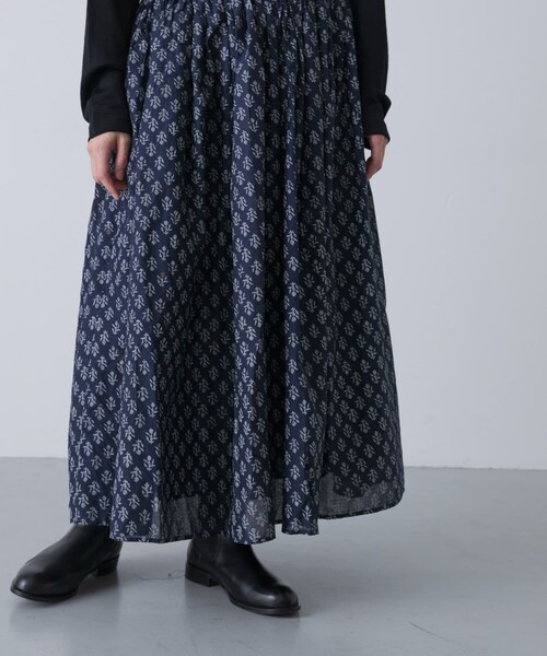 かぐれ（カグレ）の「maison de soil　FLOWER BLOCK PRINT SKIRT（スカート・レディース・NVY/OLV・2）」の14枚目の写真