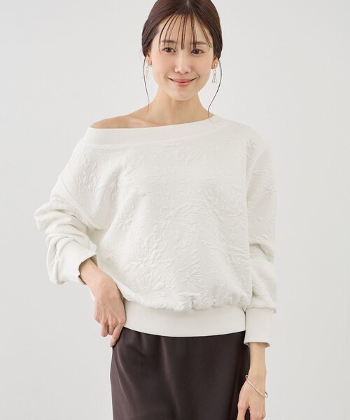 ROPE' PICNIC（ロペピクニック）の「2WAYボートネック花柄ふくれジャガードプルオーバー（スウェット・レディース・ホワイト/ネイビー/サックス・F）」の10枚目の写真