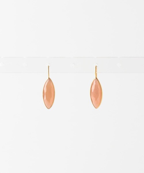 URBAN RESEARCH（アーバンリサーチ）の「LA SOEUR　マーキスフックピアス（ピアス（両耳用）・レディース・ルチルクォーツ/スモーキークォーツ/ラピスラズリ/ピーチムーン/シーブルー・-）」の4枚目の写真