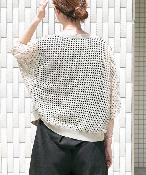 ITEMS URBANRESEARCH（アイテムズ アーバンリサーチ）の「メッシュニットカーディガン（ニット/セーター・レディース・BRN/BLK/GREGE・Free）」の10枚目の写真