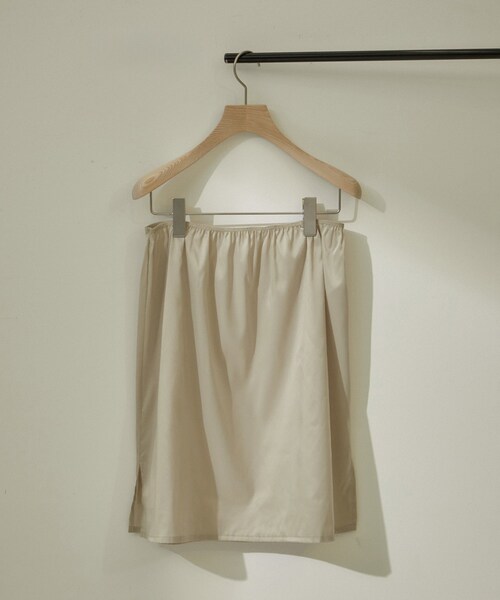 ADAM ET ROPE'（アダムエロペ）の「ペチコートスカート/ペチスカート（その他アンダーウェア/インナー・レディース・ブラック/ベージュ・F）」の3枚目の写真