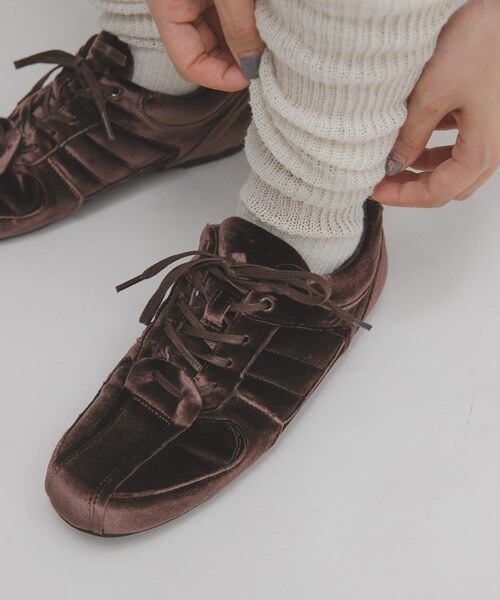KBF（ケイビーエフ）の「ベロアスニーカー（スニーカー・レディース・BROWN/BLUE GRAY・37/38/39）」の12枚目の写真