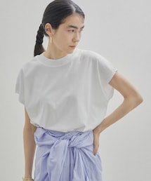 ADAM ET ROPE'（アダムエロペ）の「【UVケア・接触冷感・洗濯耐久】PRIMA VEIL コットンドルマンTシャツ（Tシャツ/カットソー）」