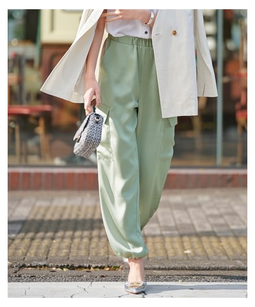 nissen（ニッセン）の「サテンパラシュートパンツ【OtonaSMILE】（パンツ・レディース・ネイビー/グリーン/エクリュ・M/L/LL/3L/4L/5L）」の10枚目の写真
