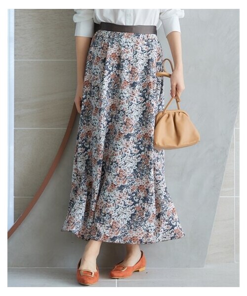 nissen（ニッセン）の「大きいサイズ　花柄スカート　miclat（スカート・レディース・グリーン系/ブラウン系・L/LL/3L/4L/5L/6L/8L/10L）」の6枚目の写真