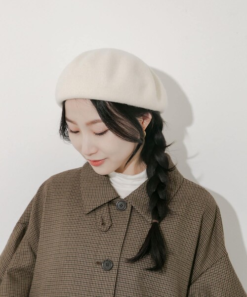 SMELLY（スメリー）の「シンプルバスクベレー（ハンチング/ベレー帽・レディース・IVO/GRY/BLK/RED・-）」の6枚目の写真