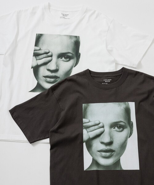 ADAM ET ROPE'（アダムエロペ）の「9/1(金)12:00〜 予約受付開始【KateMoss by David Sims】 Looks Can Kill T（Tシャツ/カットソー・レディース・ブラック/ホワイト・XL/L/M）」の13枚目の写真