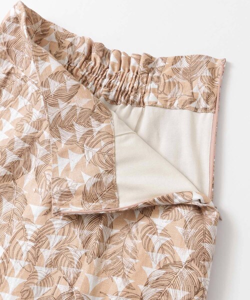 URBAN RESEARCH ROSSO（アーバンリサーチロッソ）の「リーフプリントワイドパンツ（その他パンツ・レディース・P/BEIGE/BEIGE・36/38）」の11枚目の写真