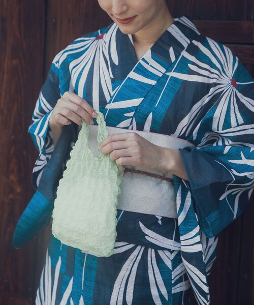 URBAN RESEARCH ROSSO（アーバンリサーチロッソ）の「mini shibori bag（その他雑貨・レディース・l.green/navy/black・FREE）」の2枚目の写真