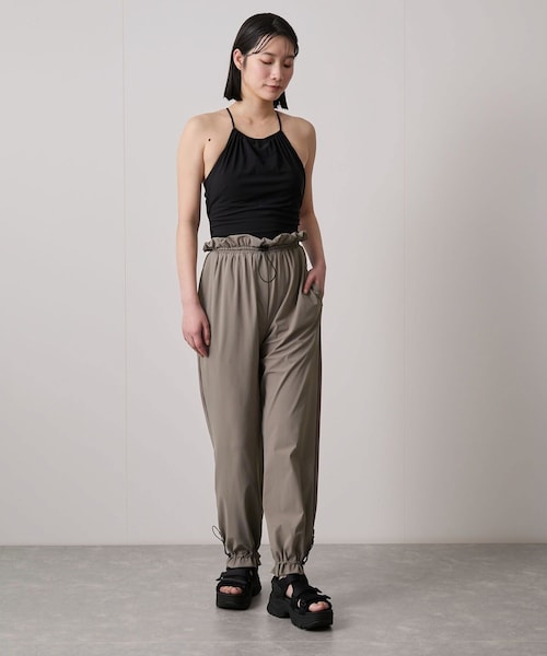 NERGY(ナージー)の「【speedo】ステイフィットギャザーパンツ(その他パンツ・レディース・ブラック/レンガ/カーキ・M)」の13枚目の写真