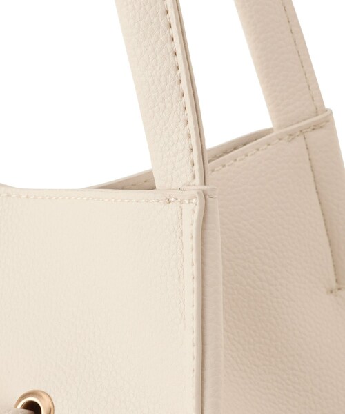 VIS（ビス）の「【復刻/WEB限定】フロントタイトートバッグ/A4対応,軽量（トートバッグ・レディース・ブラック/キナリ/ブラウン・F）」の9枚目の写真