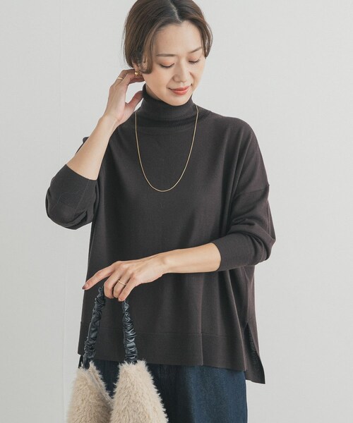 URBAN RESEARCH DOORS（アーバンリサーチドアーズ）の「ウォッシャブルウールタートルネックワイドプルオーバー（ニット/セーター・レディース・杢MOCHA/RED/GREEN/BROWN・M）」の7枚目の写真