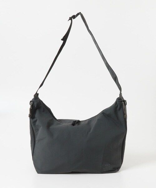 URBAN RESEARCH DOORS(アーバンリサーチドアーズ)の「撥水MULTIPOCKET SHOULDER(ショルダーバッグ・メンズ・BLACK/D.GRAY/NAVY・-)」の12枚目の写真