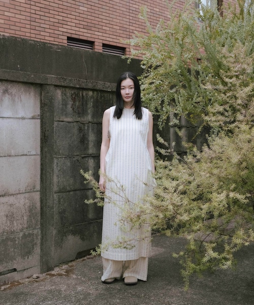 URBAN RESEARCH（アーバンリサーチ）の「new basic　インドコットンサッカーストライプワンピース（ワンピース・レディース・L.BEIGE/RED・FREE）」の3枚目の写真
