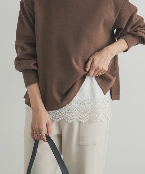 URBAN RESEARCH DOORS（アーバンリサーチドアーズ）の「裾レースカットソー（Tシャツ/カットソー・レディース・OFF/BLACK・Free）」の6枚目の写真