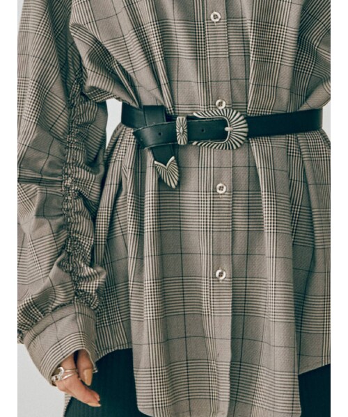 EVRIS（エヴリス）の「メタルバックルフェイクレザーベルト（ベルト・レディース・ベージュ/ブラック/ホワイト/ブラウン・F）」の21枚目の写真