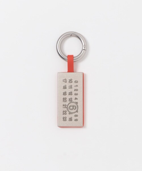 URBAN RESEARCH（アーバンリサーチ）の「MM6　P8885 KEY RING（キーホルダー・レディース・T8013BLACK/T4020 OR・-）」の7枚目の写真