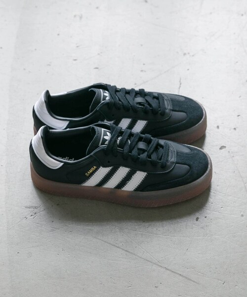URBAN RESEARCH(アーバンリサーチ)の「adidas SAMBAE W(スニーカー・レディース・コアブラック・23/23.5/24/24.5/25)」の2枚目の写真