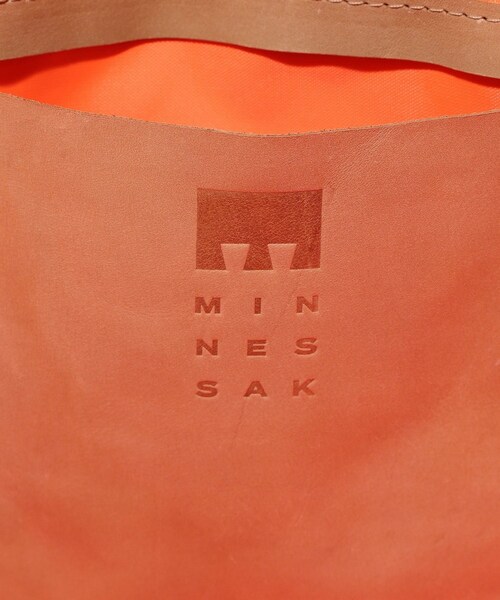 ADAM ET ROPE'（アダムエロペ）の「【MINNESSAK/ミネサック】Tote（トートバッグ・メンズ・ブラック/オリーブ・F）」の9枚目の写真