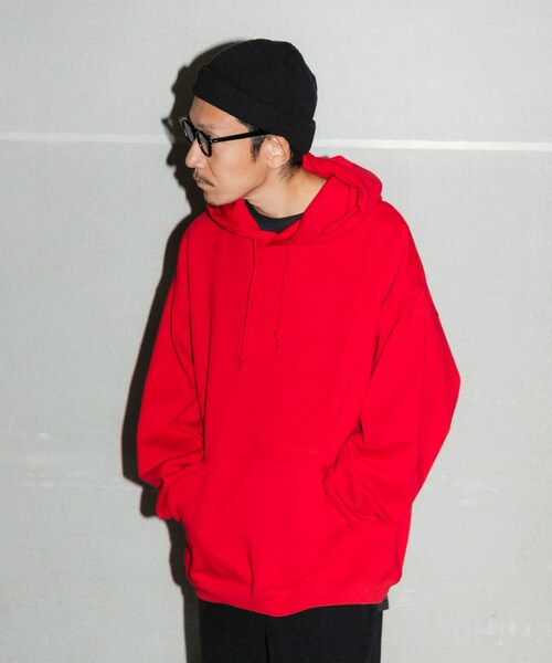 URBAN RESEARCH（アーバンリサーチ）の「Wide Dad　Dad SWEAT PARKA（パーカー・メンズ・D NAVY/RED・1/2）」の21枚目の写真
