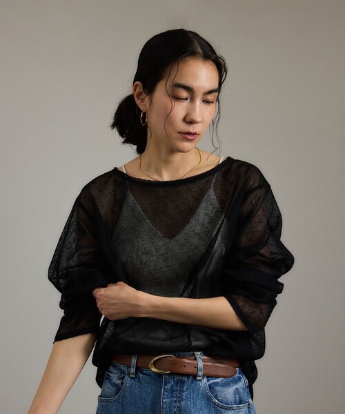 ADAM ET ROPE'(アダムエロペ)の「リネンブレンドメッシュロングスリーブプルオーバー(ニット/セーター・レディース・ブラック/キナリ・F)」の9枚目の写真