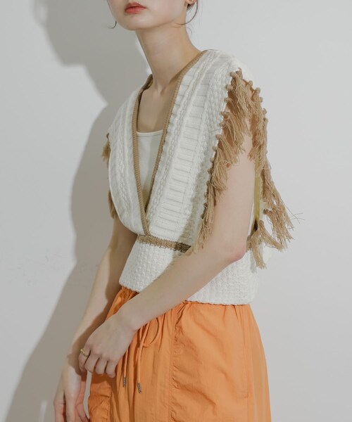 SENSE OF PLACE by URBAN RESEARCH(センスオブプレイスバイアーバンリサーチ)の「フリンジニットベスト(ベスト・レディース・BLU×GRY/IVORY/GRY×WHT・one)」の6枚目の写真