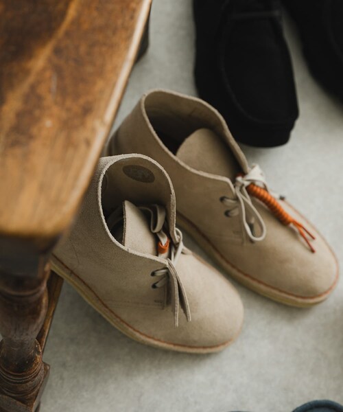 URBAN RESEARCH（アーバンリサーチ）の「Clarks　Desert Boot（ブーツ・メンズ・SAND・7.5/8/8.5/9/9.5）」の11枚目の写真