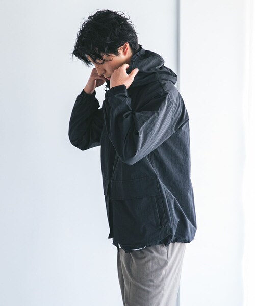 URBAN RESEARCH DOORS（アーバンリサーチドアーズ）の「『別注』Snow Peak Apparel×DOORS　NYLON WASHER PARKA（マウンテンパーカー・メンズ・GREIGE/CHARCOAL/BLACK・M/L/XL）」の9枚目の写真