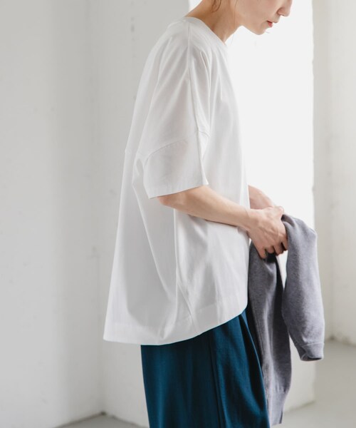 URBAN RESEARCH DOORS(アーバンリサーチドアーズ)の「FORK&SPOON コクーンショートスリーブTシャツ(Tシャツ/カットソー・レディース・OFF/BLACK/PURPLE・1)」の8枚目の写真