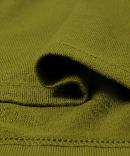 URBAN RESEARCH(アーバンリサーチ)の「Extreme Cashmere LIZZY(ニット/セーター・レディース・BONE/RAVEN/MUD/GRASS・-)」の15枚目の写真