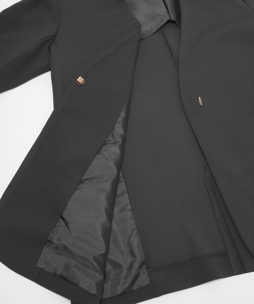 URBAN RESEARCH ROSSO（アーバンリサーチロッソ）の「ストレッチツイルノーカラージャケット（ノーカラージャケット・レディース・L.BEIGE/BLACK・36/38）」の17枚目の写真