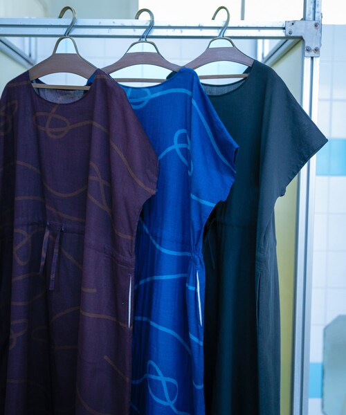 URBAN RESEARCH(アーバンリサーチ)の「SENTO-GRASHI 「ゆ」 dress(ワンピース・レディース・BRN×Y.BRN/BLU×L.BLU・Free)」の8枚目の写真