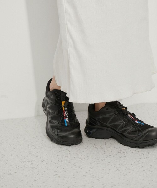 ADAM ET ROPE'（アダムエロペ）の「【SALOMON（サロモン）】 XT-6（スニーカー・レディース・ブラック/ホワイト・23.5/24/24.5/25/25.5）」の22枚目の写真
