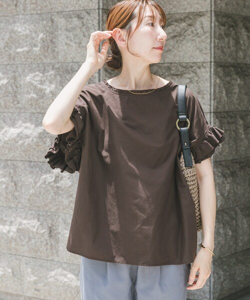 ITEMS URBANRESEARCH(アイテムズ アーバンリサーチ)の「ダブルフリルブラウス(シャツ/ブラウス・レディース・SRP/WHT/BRN・FREE)」の15枚目の写真