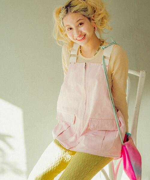 URBAN RESEARCH Sonny Label(アーバンリサーチサニーレーベル)の「Ayakawasakiコラボ2WAYベスト(ベスト・レディース・オフ(ホイップ)/ベージュ(ベイク)/ピンク・FREE)」の3枚目の写真