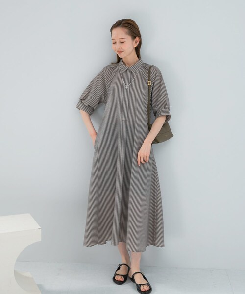 URBAN RESEARCH ROSSO（アーバンリサーチロッソ）の「『WEB限定』イージーリネンシャツワンピース（ワンピース・レディース・BRN/ST/NAVY/BRN/ST-1・Free）」の7枚目の写真
