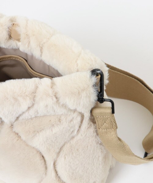 URBAN RESEARCH Sonny Label（アーバンリサーチサニーレーベル）の「LE VERNIS　ファーキルティングクラッチ（クラッチバッグ・レディース・ブラウン/ベージュ・one）」の15枚目の写真