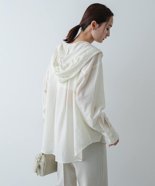 SENSE OF PLACE by URBAN RESEARCH（センスオブプレイスバイアーバンリサーチ）の「シアーフーディシャツ（シャツ/ブラウス・レディース・OFF WHITE/BLACK/YELLOW・One）」の22枚目の写真