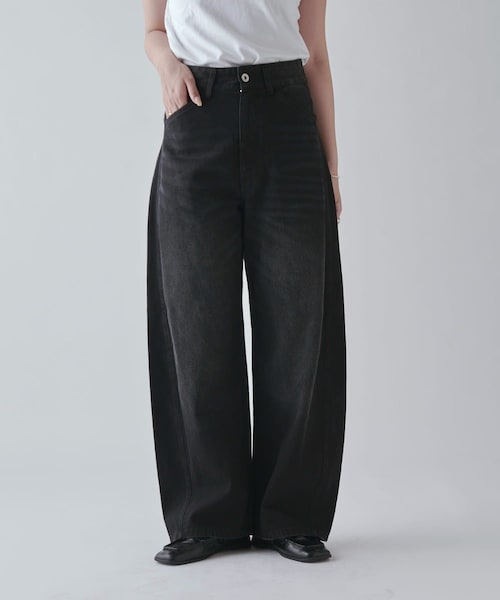 Lui's（ルイス）の「カーブデニム（デニムパンツ・レディース・インディゴブルー/ブラック・36/38）」の2枚目の写真