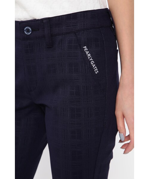 GARDEN(ガーデン)の「TEXBRID 格子エンボス ストレッチパンツ(パンツ・ホワイト/サムシングネイビー・00/0/1)」の5枚目の写真