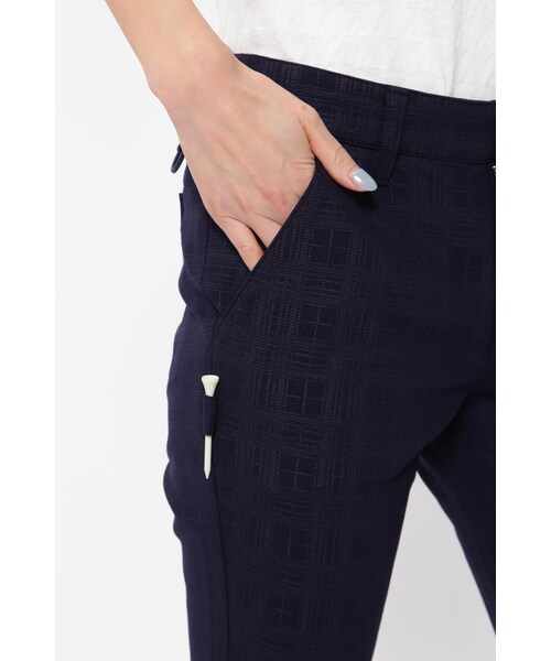 GARDEN(ガーデン)の「TEXBRID 格子エンボス ストレッチパンツ(パンツ・ホワイト/サムシングネイビー・00/0/1)」の6枚目の写真