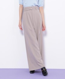 細ベルト付きワイドパンツ