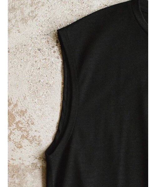 LIDNM(リドム)の「MERINO WOOL SLEEVELESS TEE(タンクトップ・メンズ・ブラック/グレー・S/M/L)」の9枚目の写真