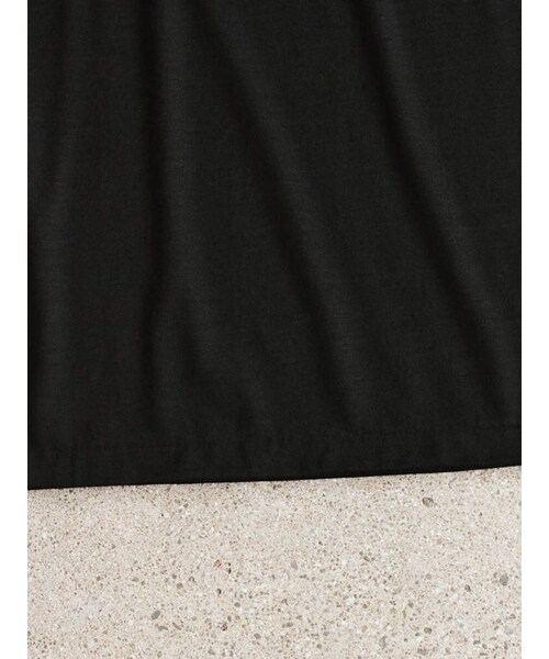 LIDNM(リドム)の「MERINO WOOL SLEEVELESS TEE(タンクトップ・メンズ・ブラック/グレー・S/M/L)」の10枚目の写真