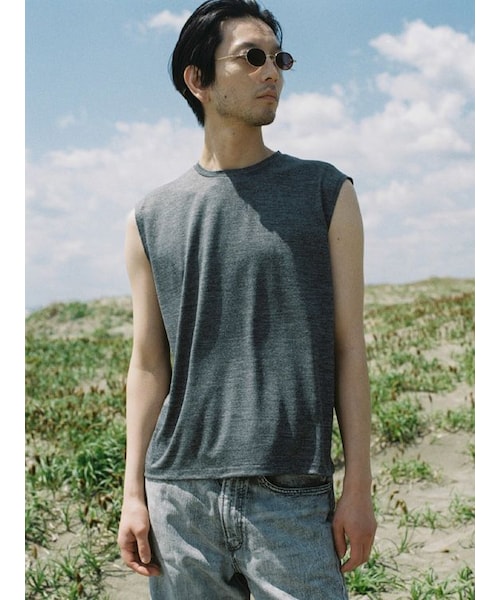 LIDNM(リドム)の「MERINO WOOL SLEEVELESS TEE(タンクトップ・メンズ・ブラック/グレー・S/M/L)」の17枚目の写真