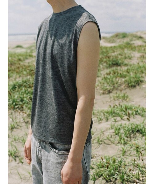 LIDNM(リドム)の「MERINO WOOL SLEEVELESS TEE(タンクトップ・メンズ・ブラック/グレー・S/M/L)」の19枚目の写真