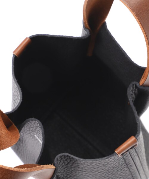 BEAVER(ビーバー)の「Hender Scheme/エンダースキーマ/piano bag small(バッグ・メンズ・ブラック/ブラウン・F)」の8枚目の写真