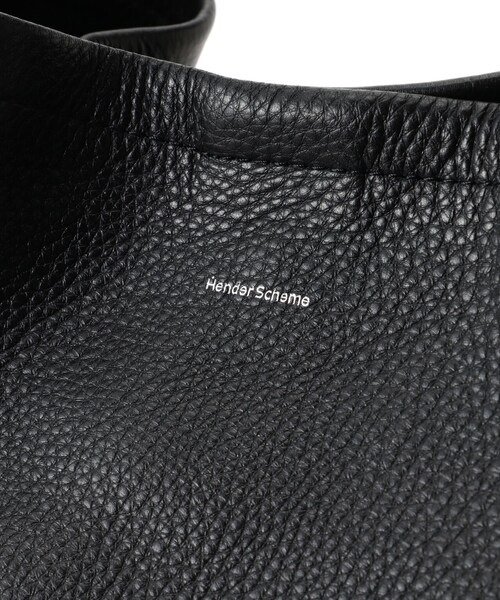 BEAVER（ビーバー）の「Hender Scheme/エンダースキーマ/one side belt bag（バッグ・メンズ・ブラック/ネイビー・F）」の5枚目の写真